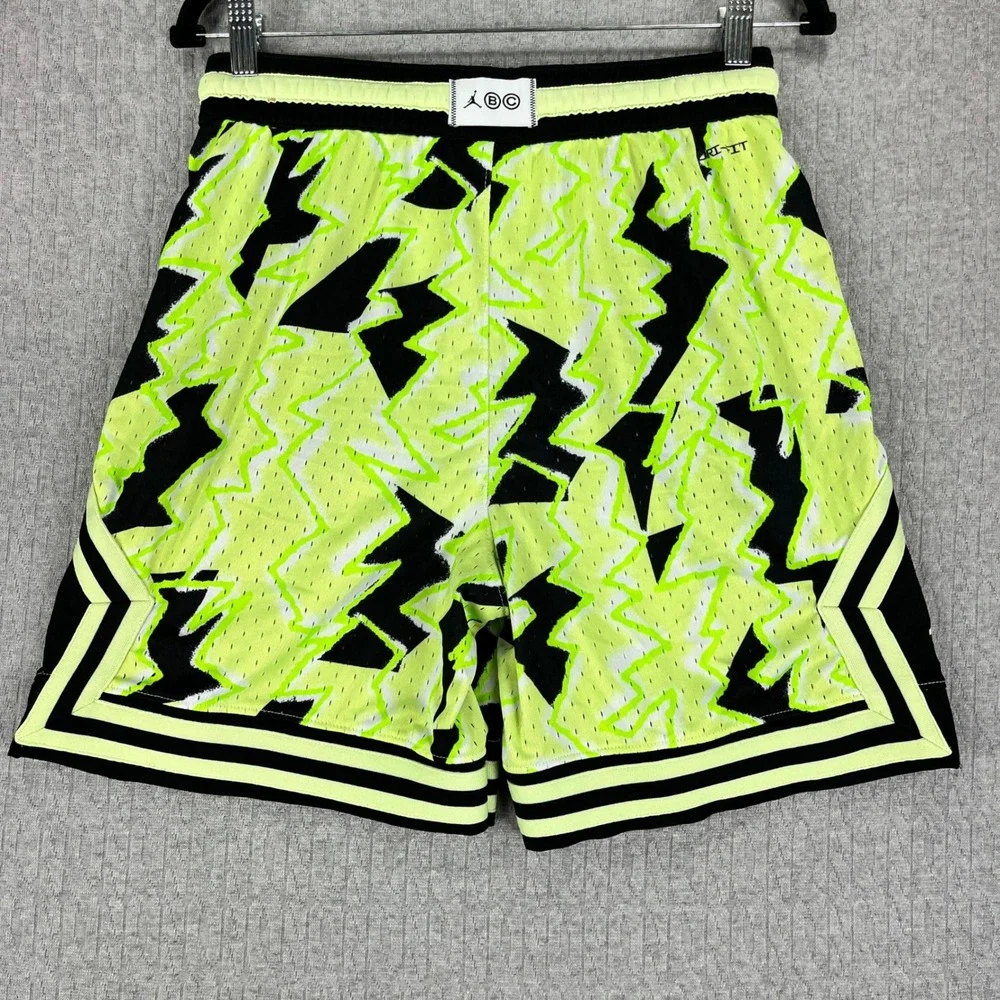 Michael Air Jordan Basketball Shorts Men M Neon Green Black Zig Zag Graphic Mesh
